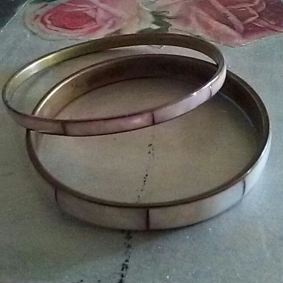 Vintage Pink enamel bangles - Picture 3 of 4